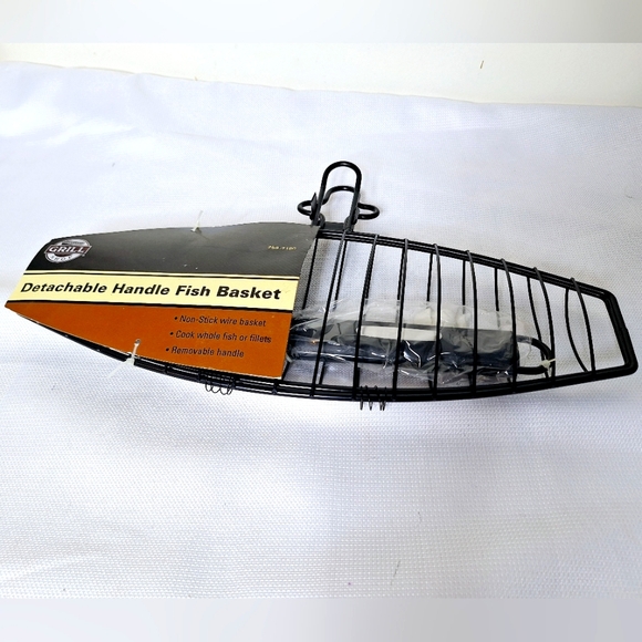 Grill Shop Other - Grill Shop Brand"From Reel To Grill" Non-stick grill fish or fillet wire basket